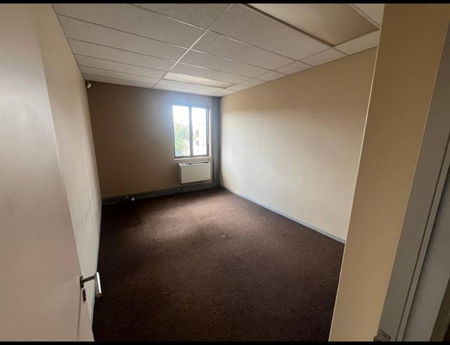 2,223M² OFFICE TO LET IN RIVONIA